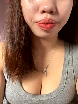 Snapshot of Rose-babyx chatting on November 8, 1:50 am Rose-babyx online show from November 8, 1:50 am