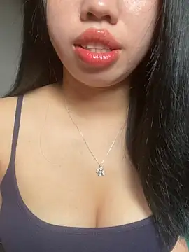 Rose-babyx online show from May 10, 2:06 am