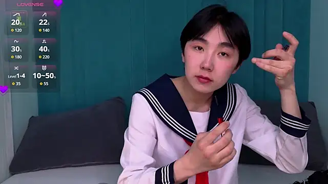 Snapshot of HeejinWang chatting on May 15, 10:33 am HeejinWang online show from May 15, 10:33 am