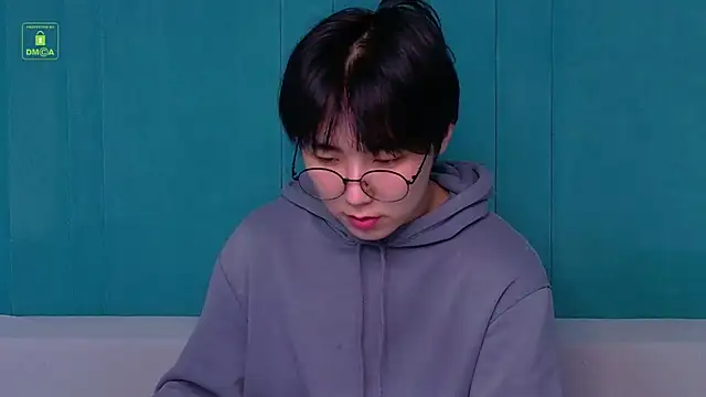 Snapshot of HeejinWang chatting on May 21, 3:19 pm HeejinWang online show from May 21, 3:19 pm