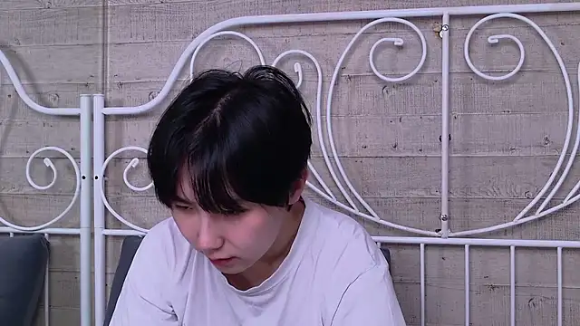 Snapshot of HeejinWang chatting on May 30, 4:42 am HeejinWang online show from May 30, 4:42 am
