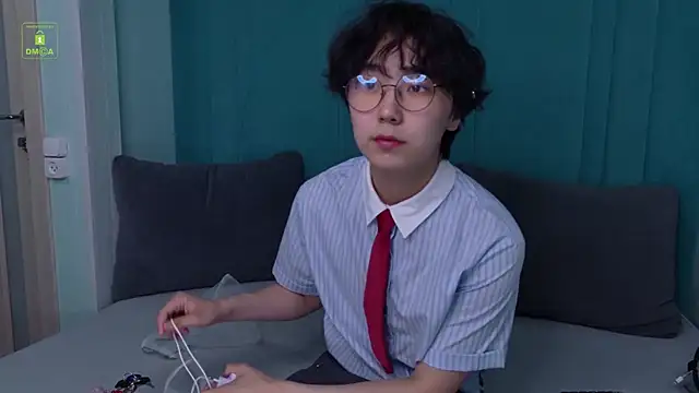 Snapshot of HeejinWang chatting on July 9, 10:19 am HeejinWang online show from July 9, 10:19 am