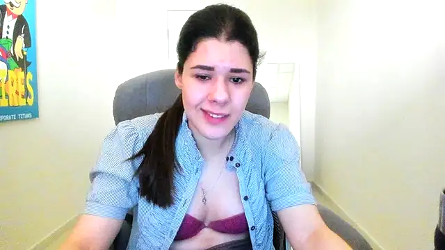 Joannia online show from February 25, 9:30 am