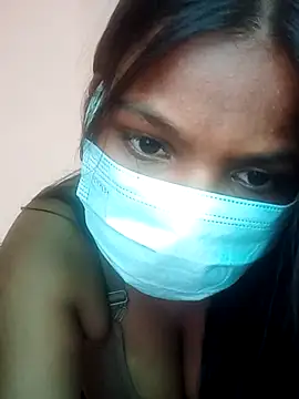 Snapshot of sarra20 chatting on September 15, 4:12 am sarra20 online show from September 15, 4:12 am