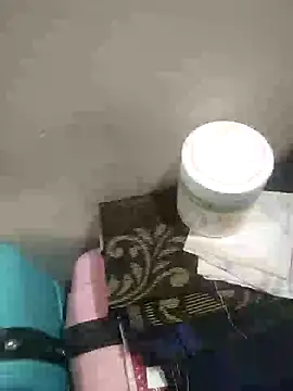 Snapshot of Love40777 chatting on December 17, 6:25 pm Love40777 online show from December 17, 6:25 pm