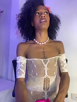 Snapshot of Mia_royal chatting on May 11, 6:16 pm Mia royal online show from May 11, 6:16 pm