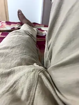 Snapshot of hornylonda139 chatting on September 16, 7:04 pm hornylonda139 online show from September 16, 7:04 pm