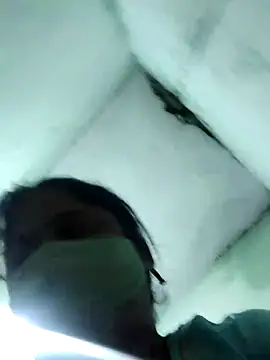 Mmm143 online show from October 5, 7:01 pm