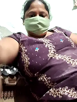 Mmm143 online show from October 21, 4:51 pm