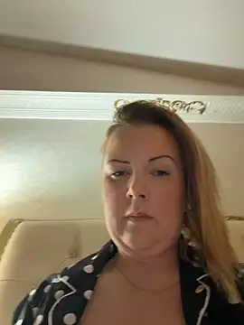 Piccolamonella29 online show from March 6, 8:11 am