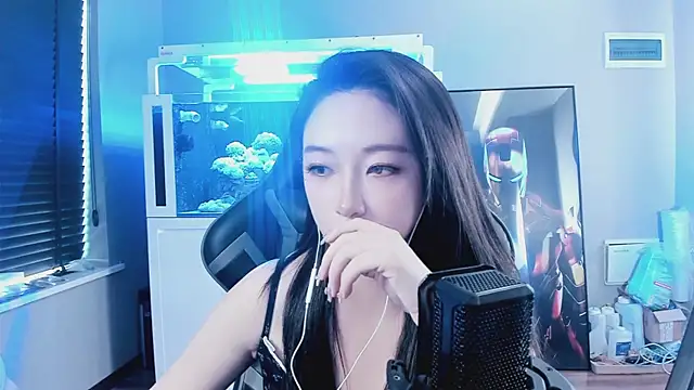 Snapshot of Keke-Bai chatting on October 1, 9:48 am Keke-Bai online show from October 1, 9:48 am