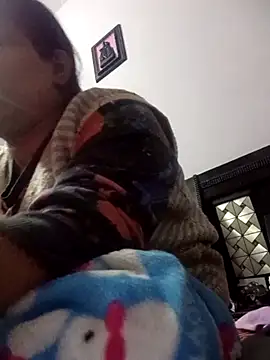 Snapshot of aliya-jaan71 chatting on January 9, 6:21 pm aliya-jaan71 online show from January 9, 6:21 pm