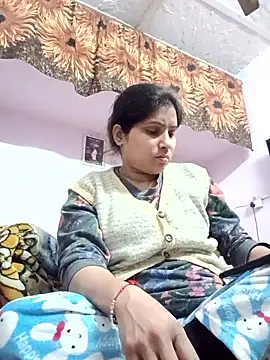 Snapshot of aliya-jaan71 chatting on January 11, 11:48 am aliya-jaan71 online show from January 11, 11:48 am