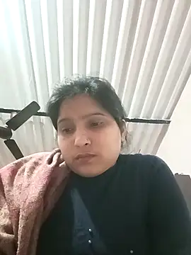 Snapshot of aliya-jaan71 chatting on February 5, 8:02 pm aliya-jaan71 online show from February 5, 8:02 pm