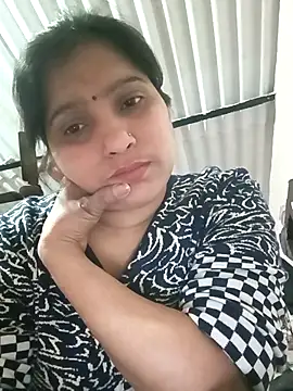 Snapshot of aliya-jaan71 chatting on February 9, 4:22 pm aliya-jaan71 online show from February 9, 4:22 pm