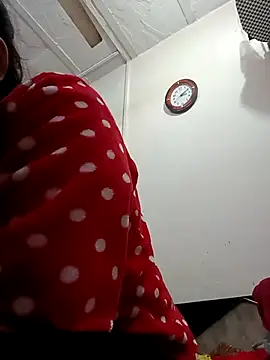 Snapshot of aliya-jaan71 chatting on February 11, 9:36 am aliya-jaan71 online show from February 11, 9:36 am