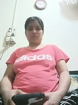 Snapshot of aliya-jaan71 chatting on June 17, 7:26 pm aliya-jaan71 online show from June 17, 7:26 pm