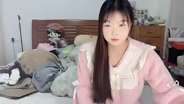 Akong11 online show from October 21, 4:08 pm