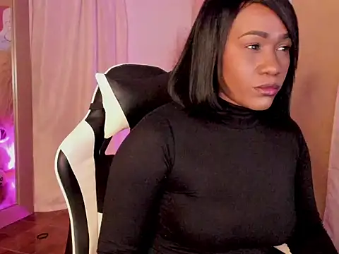 Snapshot of ebonyebony24 chatting on April 14, 3:01 am ebonyebony24 online show from April 14, 3:01 am
