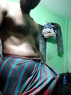 mdNajmus69 online show from April 21, 6:12 pm