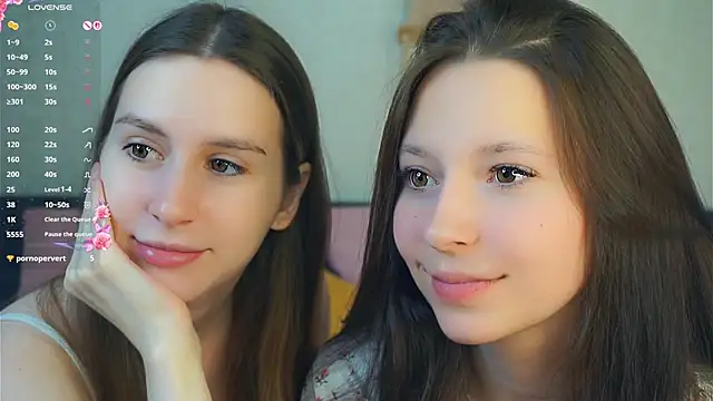 GabrielleLynchard online show from November 22, 7:24 pm