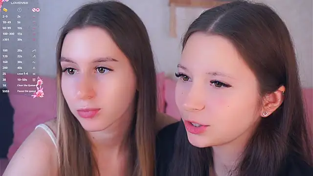 GabrielleLynchard online show from December 5, 7:21 pm