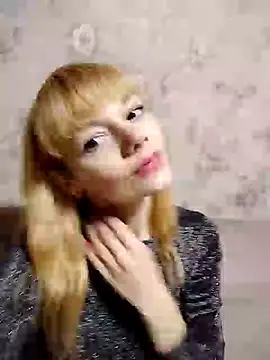 Snapshot of AliceSwan1122 chatting on September 29, 5:40 pm AliceSwan1122 online show from September 29, 5:40 pm