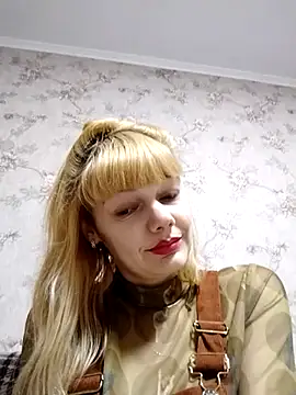 Snapshot of AliceSwan1122 chatting on October 17, 8:44 pm AliceSwan1122 online show from October 17, 8:44 pm