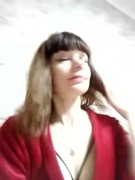 Snapshot of AliceSwan1122 chatting on October 31, 1:17 am AliceSwan1122 online show from October 31, 1:17 am