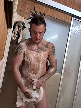 Snapshot of Clownboi17 chatting on September 29, 8:57 pm Clownboi17 online show from September 29, 8:57 pm