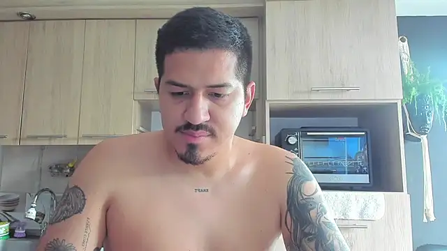 Snapshot of Arnolwilliams chatting on September 29, 9:08 pm Arnolwilliams online show from September 29, 9:08 pm