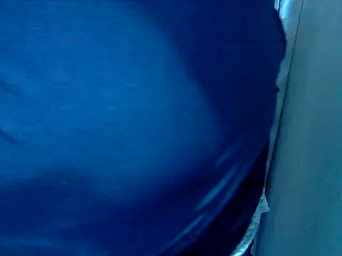 Snapshot of SexyCathy03 chatting on May 17, 12:23 pm SexyCathy03 online show from May 17, 12:23 pm