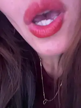 Moon pusy online show from March 3, 2:07 am