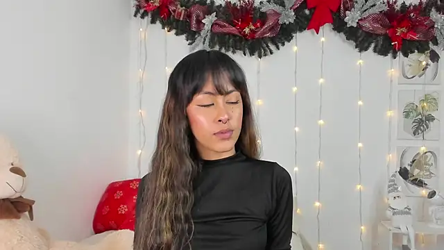 Susy spark online show from December 22, 11:57 pm