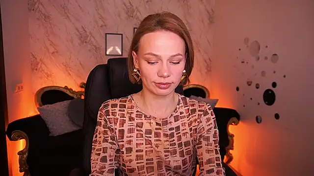 ShyySiren online show from May 5, 4:48 pm