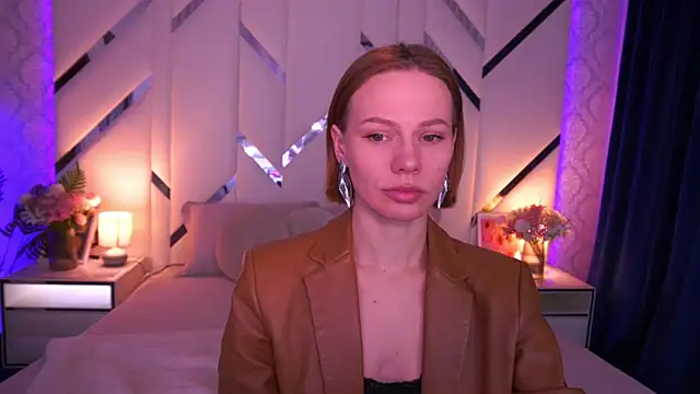 ShyySiren online show from May 9, 12:54 pm