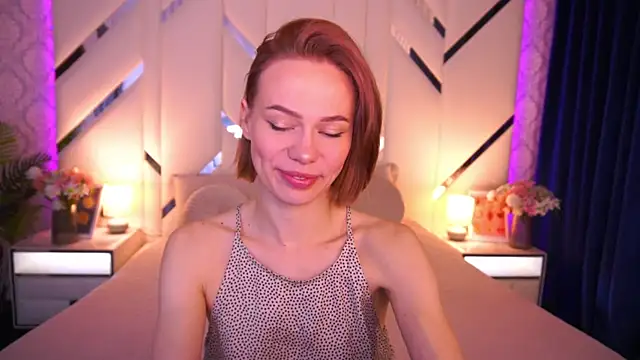 ShyySiren online show from June 2, 6:59 am