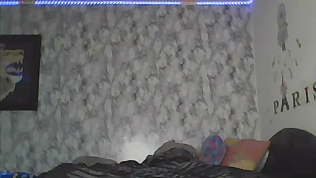 Snapshot of BellaBlaze25 chatting on March 29, 9:48 pm BellaBlaze25 online show from March 29, 9:48 pm