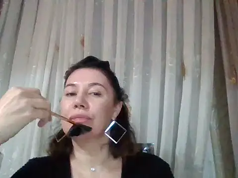 Lomivah online show from November 4, 5:12 pm