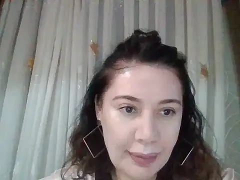 Lomivah online show from November 6, 4:52 pm