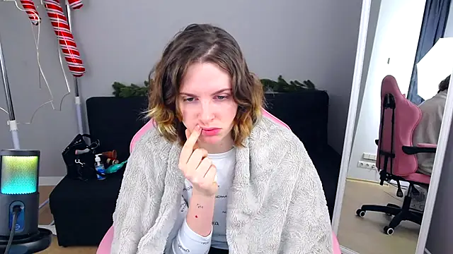 SabrinaRayX online show from December 14, 7:47 am