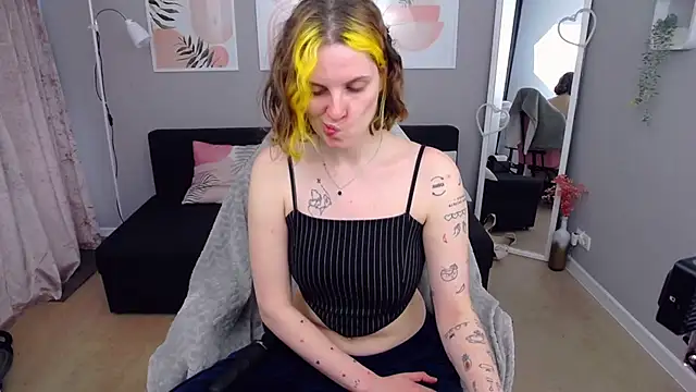 SabrinaRayX online show from April 27, 12:25 pm