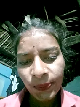 Snapshot of Hot_eras68484 chatting on November 3, 4:30 pm Hot eras68484 online show from November 3, 4:30 pm