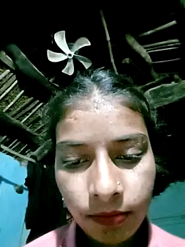 Snapshot of Hot_eras68484 chatting on November 4, 6:29 pm Hot eras68484 online show from November 4, 6:29 pm