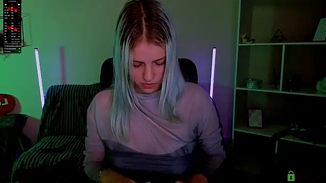 kaela spell  online show from October 19, 1:12 pm