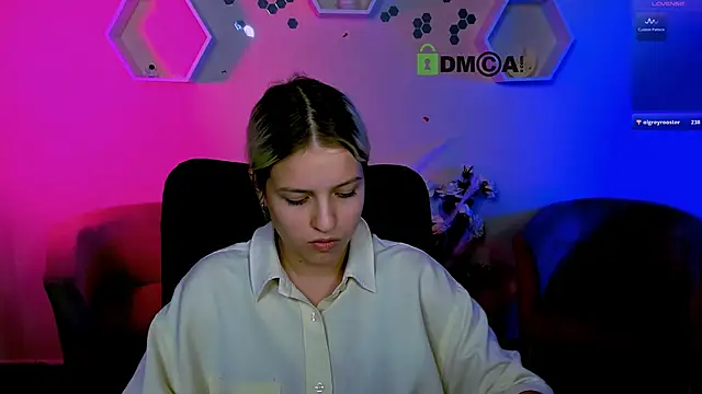 kaela spell  online show from November 28, 4:31 pm