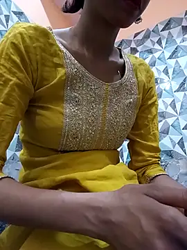 Snapshot of Hotygirl111 chatting on March 7, 5:26 am Hotygirl111 online show from March 7, 5:26 am