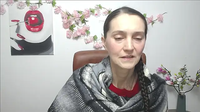 TayaFinch online show from November 21, 1:10 pm