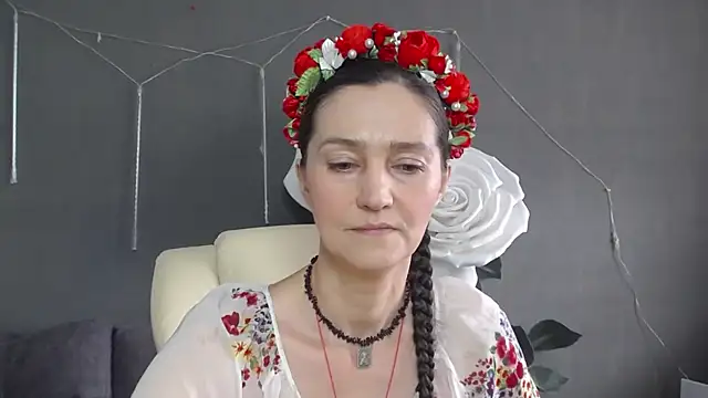 Snapshot of TayaFinch chatting on July 9, 11:14 am TayaFinch online show from July 9, 11:14 am