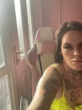 Snapshot of DIRTY_PAISLEY_X chatting on October 29, 1:57 pm DIRTY PAISLEY X online show from October 29, 1:57 pm